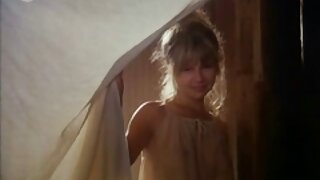 Сонирхогчид ХОЁР амаараа иддэг видео (Мелисса Мур) - 2022-02-23 00:30:36