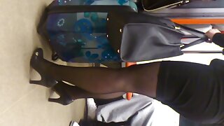 Канадын бяцхан хүүгийн хөхүүл азарган тахиа нь бэлэн мөнгөний видео (Жемма Валентин) - 2022-04-13 03:20:12
